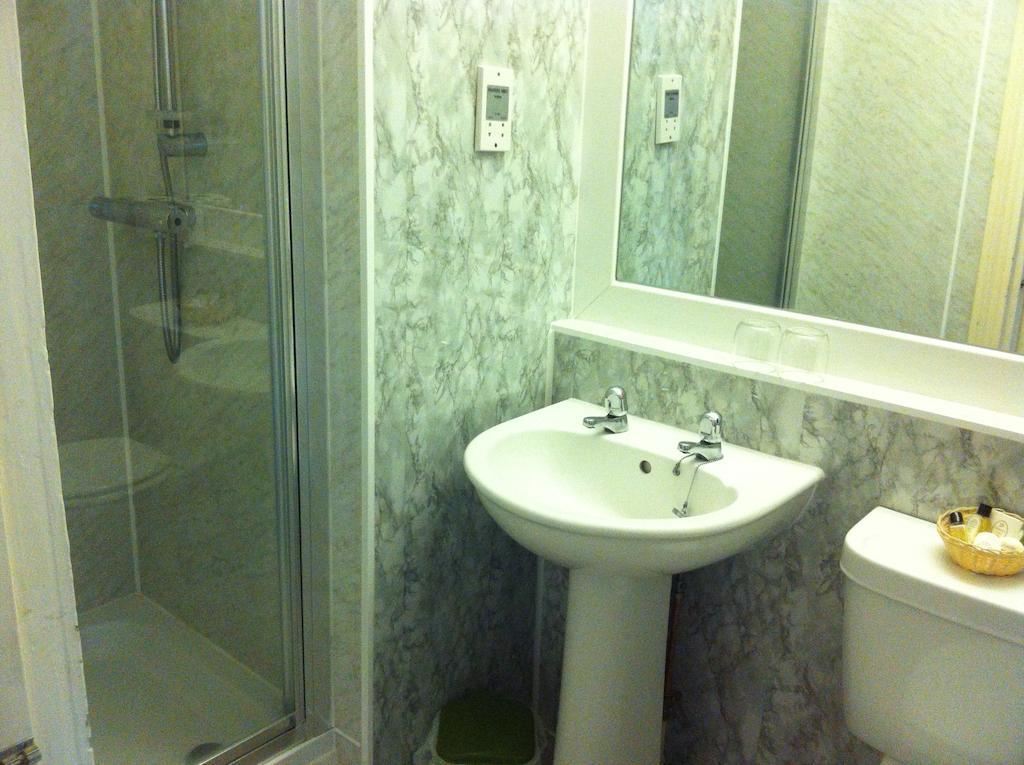 Sugarland Metro Hotel Douglas Chambre photo