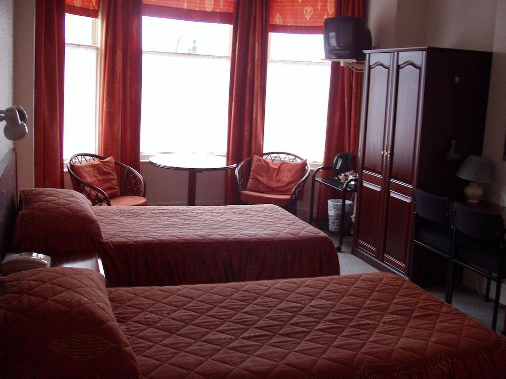 Sugarland Metro Hotel Douglas Chambre photo